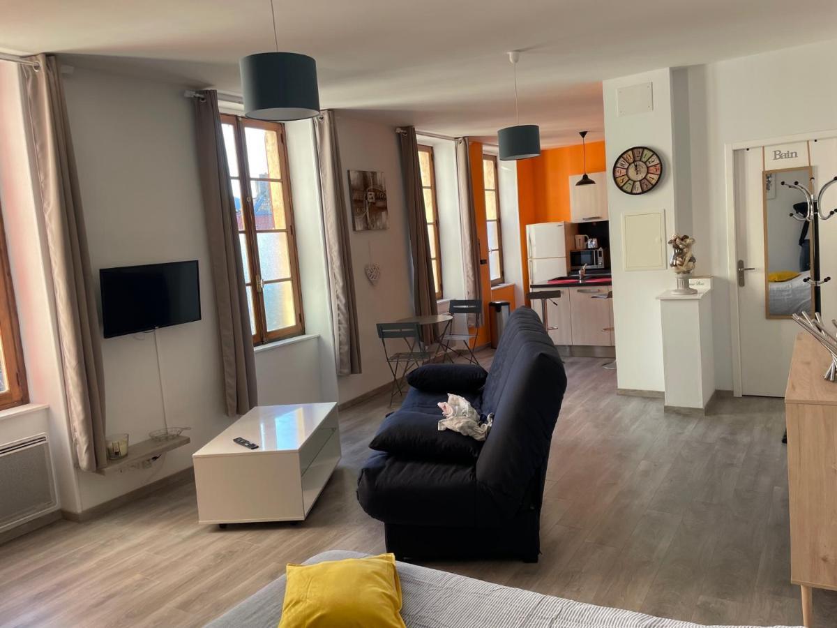Millau Superbe Studio 35M2 Centre Ville Calme Et Ajoure Exteriér fotografie