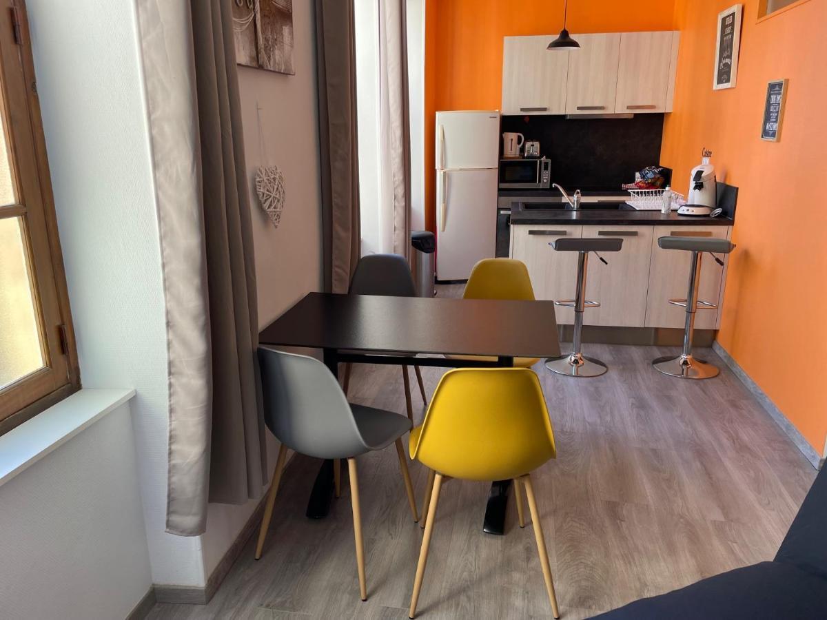 Millau Superbe Studio 35M2 Centre Ville Calme Et Ajoure Exteriér fotografie